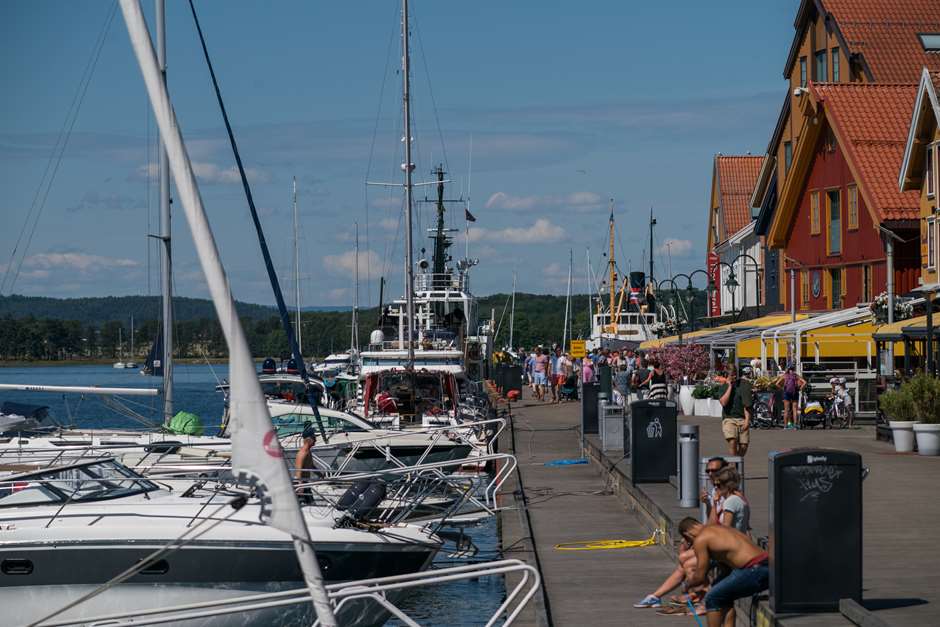 Liv på brygga i Tønsberg